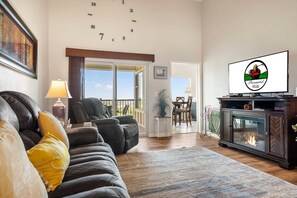 Living area with Seasonal Fireplace and Cable TV