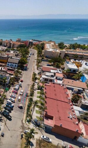 Our hotel is just 3 blocks from Punta De Mita's great beaches!