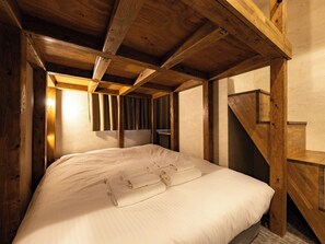 4 person room