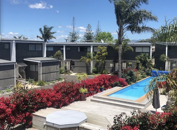 Aquasolei pool and spa