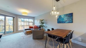 Clean modern living/dining area