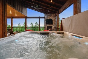 Hot tub