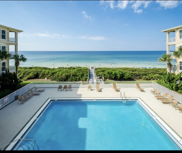 Gulf Front Pool