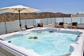 Bain à remous extérieur