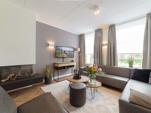 Couch, Möbel, Tabelle, Pflanze, Zimmerpflanze, Komfort, Gebäude, Wohnzimmer, Interior Design, Flooring