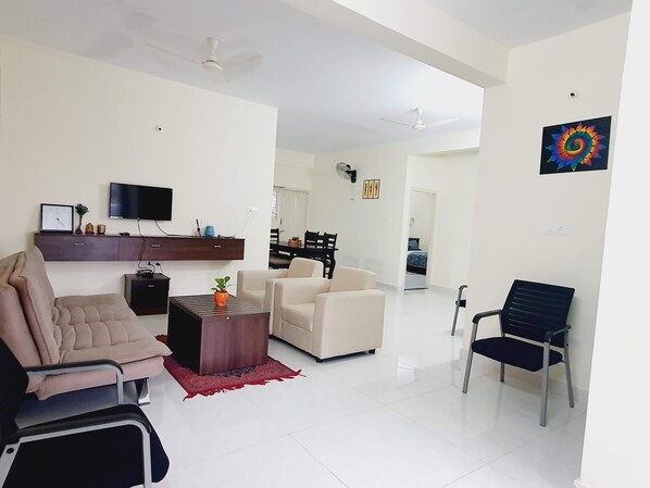 relaxing living room 
