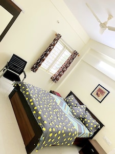 Rent on comfort Luxury 3BHK villa