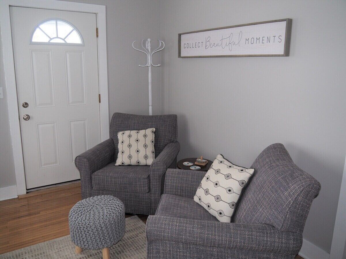 My Happy Place – Gorgeous and Great Location!