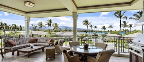 Kolea 10B ~ Main Lanai - Ocean and Mountain Views