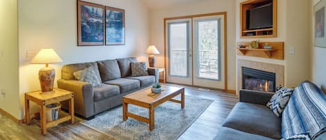 Klamath Falls Vacation Rental | 3 BR | 2.5 BA | 1,500 Sq Ft