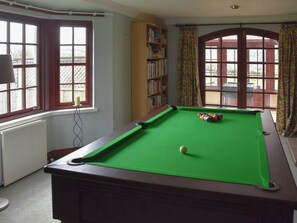 Games room | Stronafian House, Colintraive