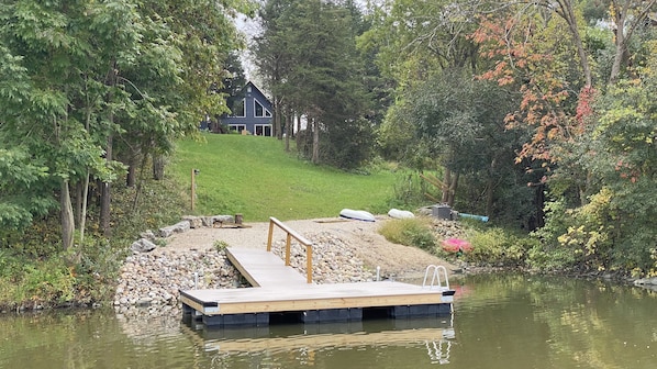 Lake front chalet in Catskill 