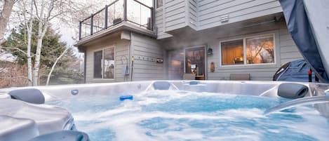 Paradise in the private hot tub overlooking a bubbling creek, steps to the lift