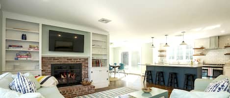 Open concept living at 40 Tip Cart Chatham Cape Cod - New England Vacation Rentals