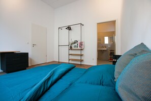 Schlafzimmer 2