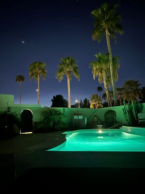 Experience "post-card" nights!!!