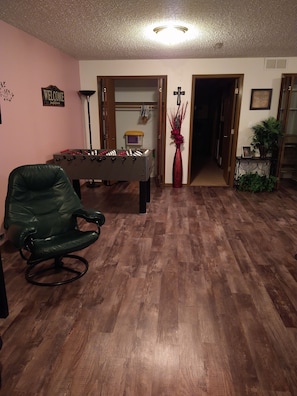 Spielezimmer