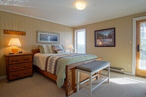 Master Bedroom Queen