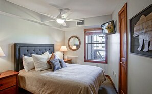 Bedroom with queen bed