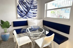 Comfortable dining area with plenty of seating