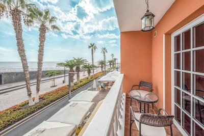 Charming Holiday Apartment “Apartamento Carla 1C” in Playa San Juan with Sea View, Mountain View, Balcony & WiFi