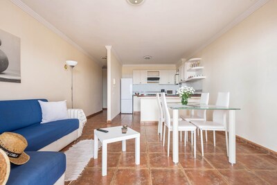 Charming Holiday Apartment “Apartamento Carla 1C” in Playa San Juan with Sea View, Mountain View, Balcony & WiFi
