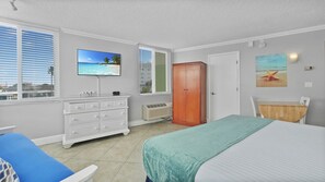 Studio Room