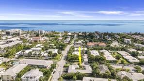 Only 1000 feet to the beach!