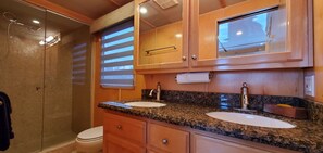 Master Stateroom Full Bath