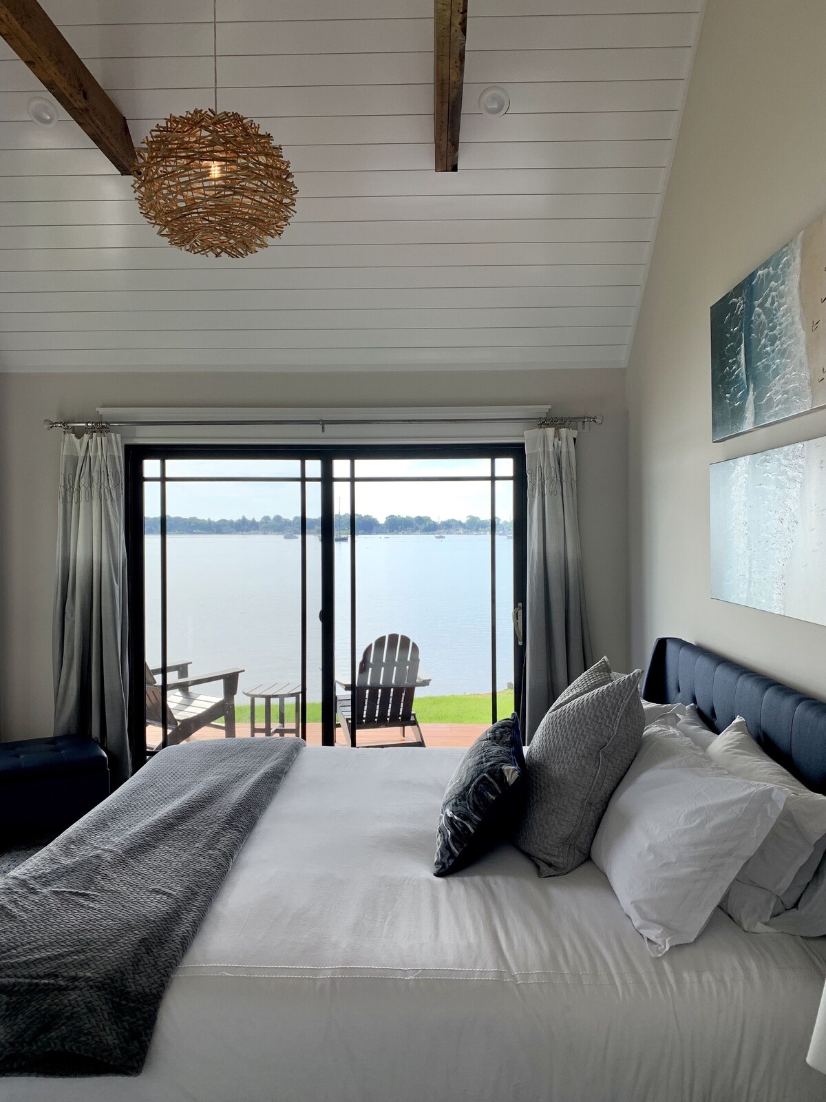 Harbor View Landing Mystic, CT – The Nantucket Waterfront Cottage