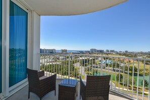 Palms 21104 - Balcony View