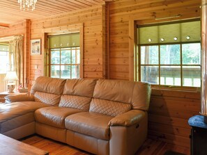 Double bedroom | Sunset lodge, Llanbedr, near Harlech