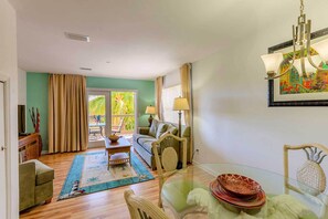 Professionally Cleaned - Living Area with Queen Sleeper Sofa