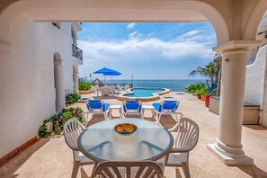 Oceanfront dining
