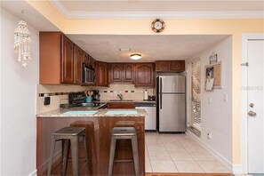 Full stocked kitchen