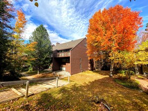 Whether you're here to ski, hike, golf, or simply relax, this stunning retreat provides everything you need for an unforgettable stay