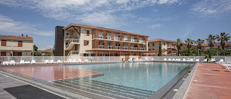 Piscine extérieure