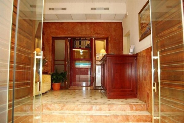 Hall