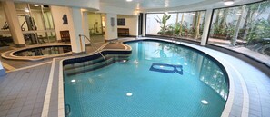 Piscina interior