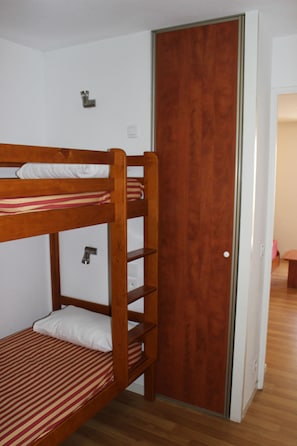 Quarto temático infantil