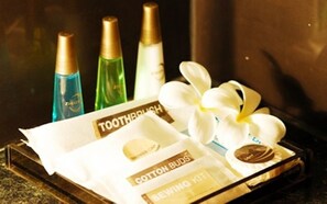 Bathroom amenities