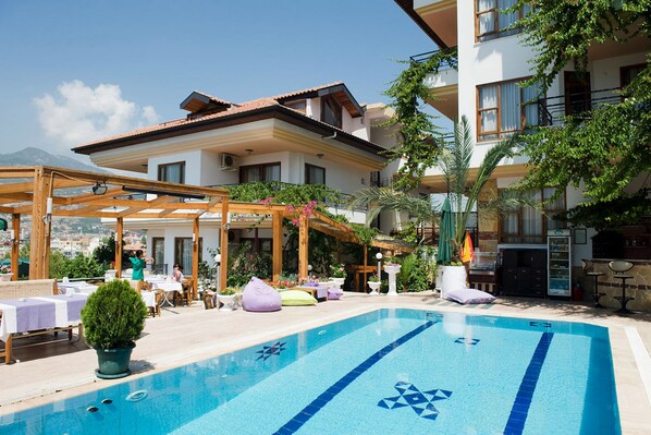 Piscina all'aperto