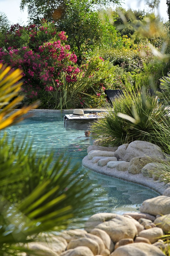 Infinitypool