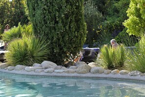 Infinitypool