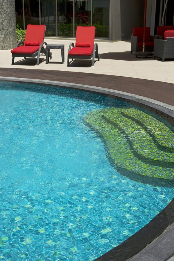 Utomhuspool