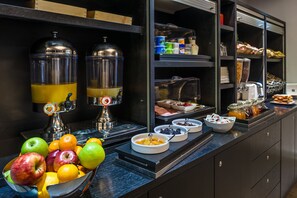 Buffet de pequeno-almoço