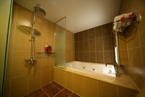 Jetted tub