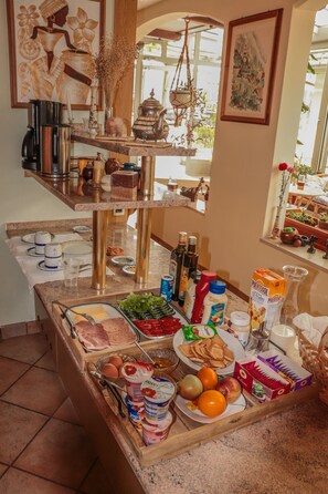 Ćrea de desayuno
