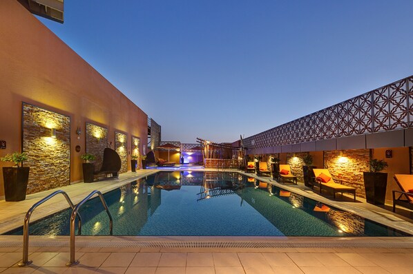 Rooftop pool
