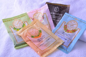 Bathroom amenities